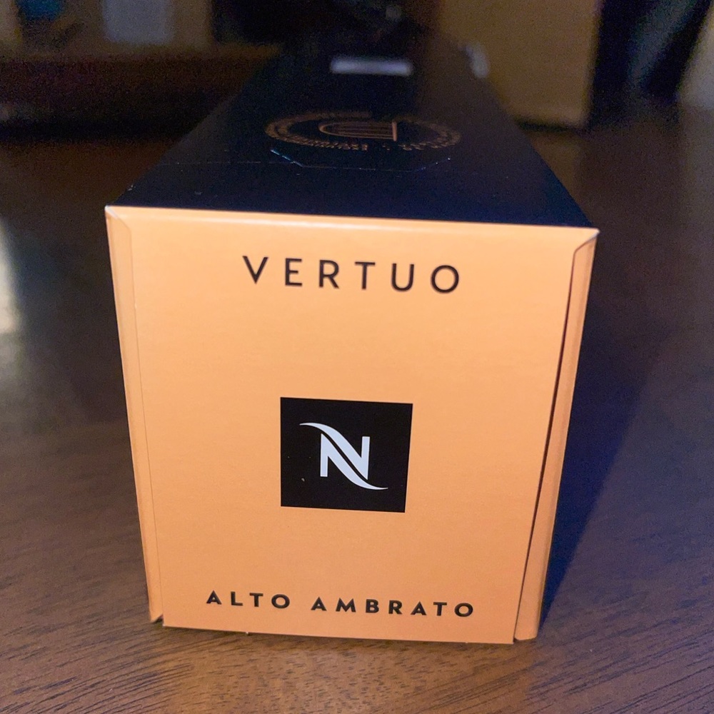 Nespresso Vertuo Alto ambrato